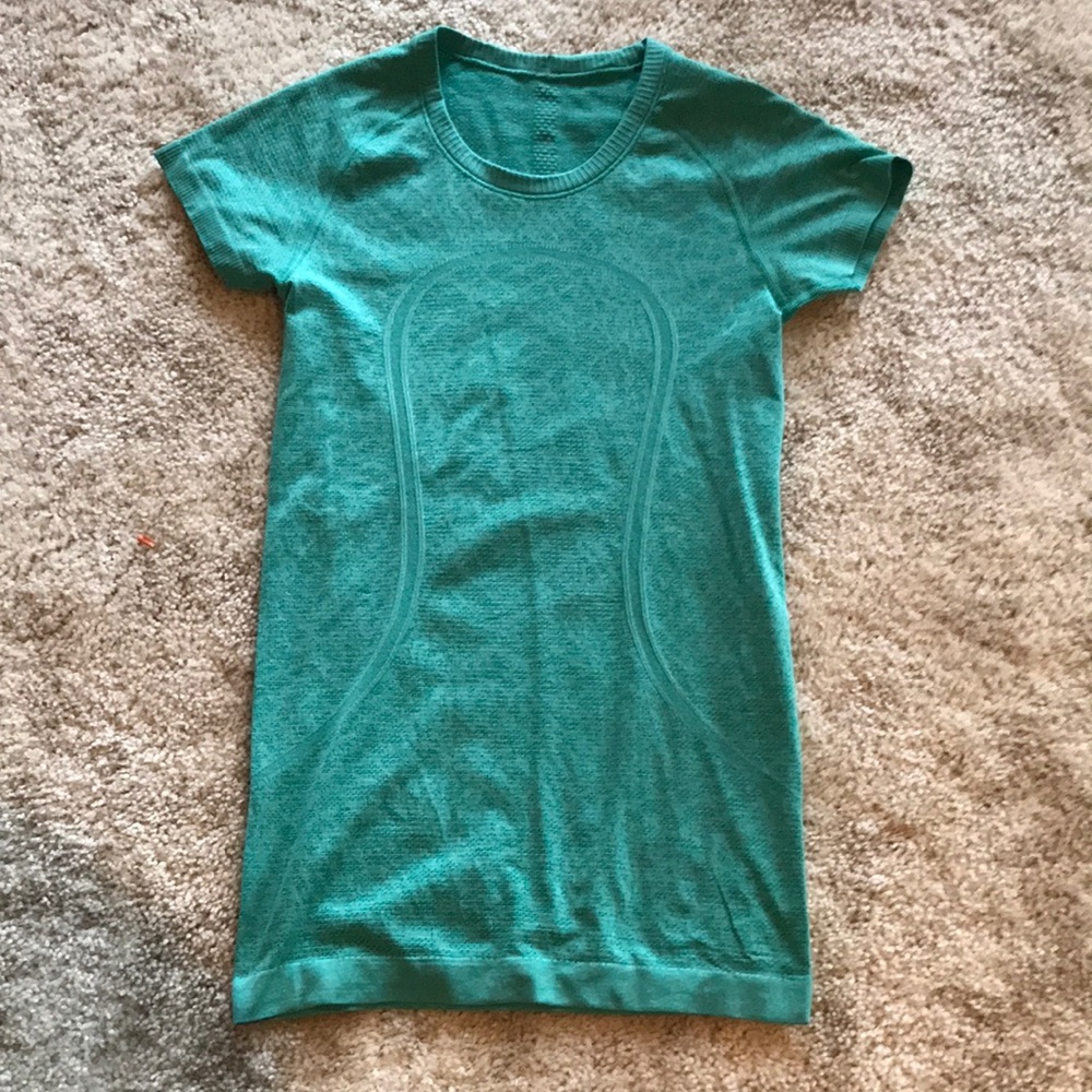 Lululemon run swiftly tee